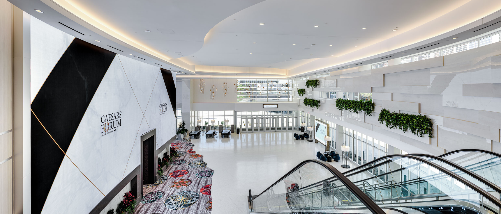 Caesar’s Forum (huge) hall